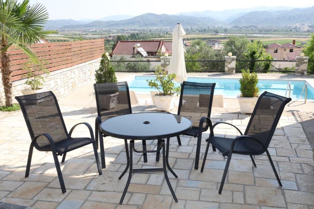 Vila Palma Berat Exterior photo